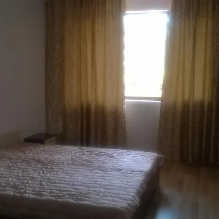 Izgrev Apartment